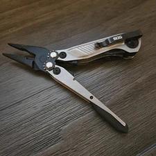SOG MT Flash Multitool Used, Good condition