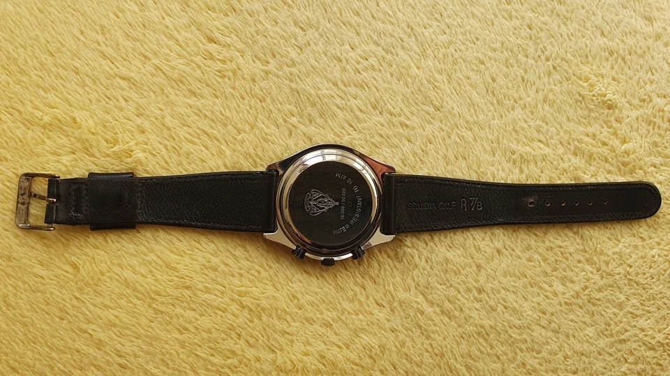 Gucci 50.000/50.500 Stainless Steel Men's Chrono Watch (a154) - Image 3 of 4