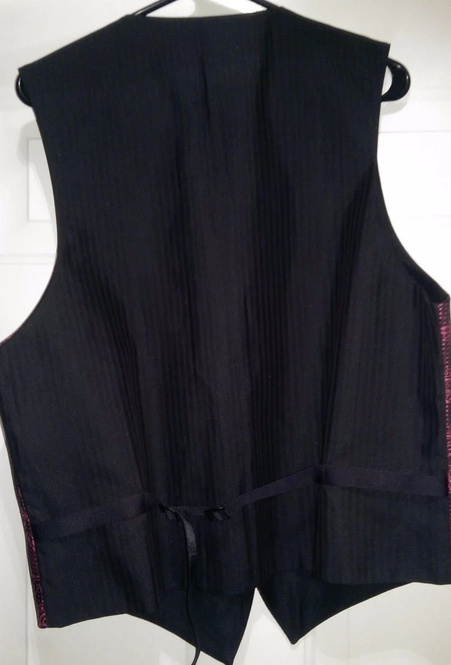 Mel Howard Accessories Mens Vest Shirt Size M Medium Black Pink Paisley - Image 3 of 3