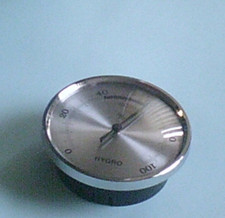 Hygrometer mit Aluskala silber, Durchmesser 70 mm, Ein/Aufbau Deutsches Fabrikat
