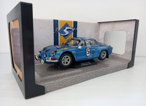 Voiture Miniature de Collection - SOLIDO - ALPINE A110 1600S - Olympia Rally 1972 - Bleu - 1/18 Voiture Miniature de Collection - SOLIDO - ALPINE A110 1600S - Olympia Rally 1972 - Bleu - 1/18