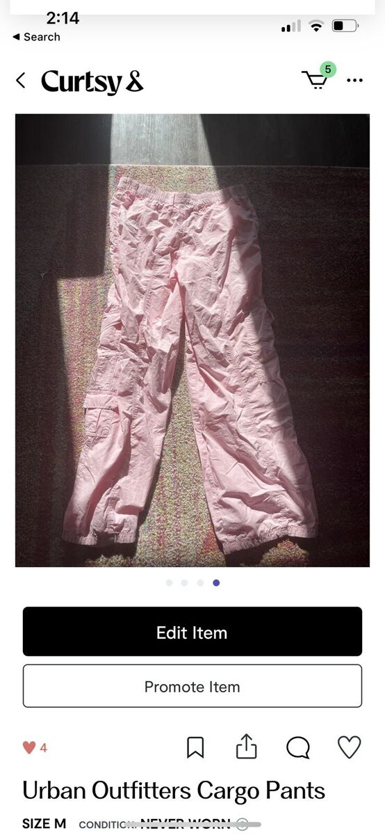 BDG Urban Outfitters Y2K Low-Rise Cargo Pant wide leg - M BDG Urban Outfitters Y2K Low-Rise Cargo Pant wide leg - M