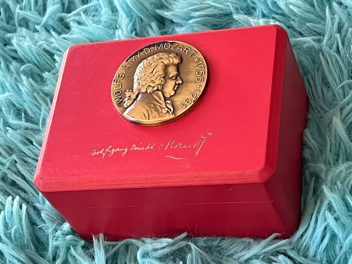 だ*る様 REUGE オルゴール Eine kleine Nachtmusik Vintage REUGE Switzerland Music Box Mozart Eine Kleine