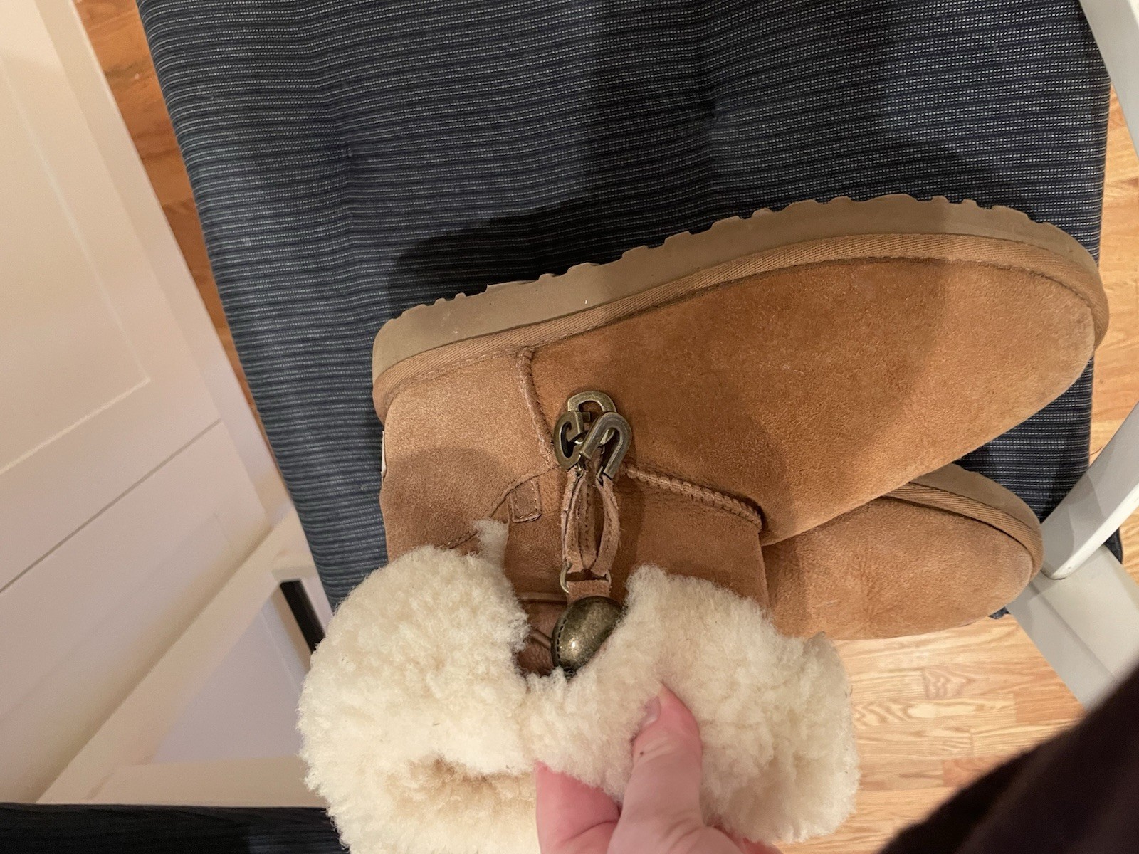UGG Bailey Button Charm Boots Chestnut Sheepskin … - image 13