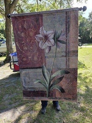 Le Jardin Botanique Lily Woven Tapestry Wall Hanging tapestry