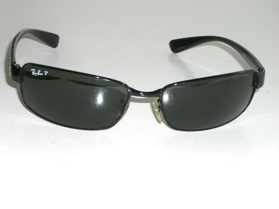 Ray-Ban レイバン サングラス 黒 ケース付き ロゴ入り 美品Ray-Ban