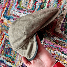 Impermeable Cashmere Wool Blend Driving Cap Ear Flap Hat Tan Plaid L