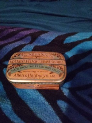 The Allen Berries Glycerin And Black Currant Pastilles Tin