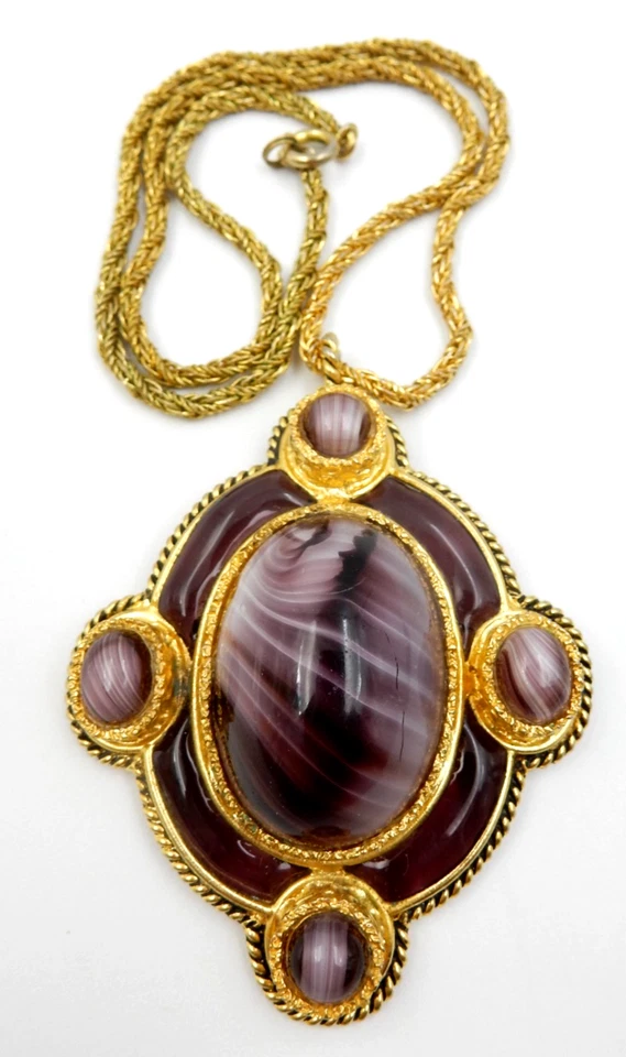 COLLAR COLGANTE VINTAGE FIRMADO CHRISTIAN DIOR 1971 AMATISTA ARTE VIDRIO VERTIDO Foto 3 de 4