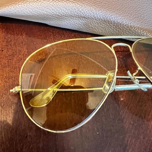 Vtg Bausch & Lomb Ray-Ban Aviator Sunglasses Ambermatic Lenses 62/14 read - Picture 3 of 17