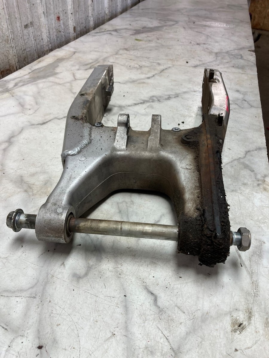 02 Honda CB 900 919 CB900 CB919 Hornet swing arm swingarm
