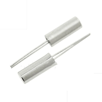 20pcs  Resonator    20ppm 32.768kHz 12.5pF 3x8mm #T9