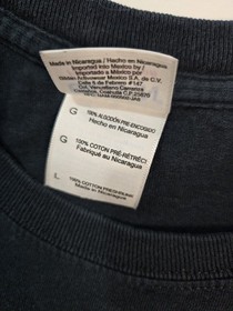 Vintage Samus Aran Metroid NES Cartridge T-Shirt - Men's Large