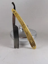 Vintage 6/8 CLAUSS  Straight Razor Barber Notch & Decorative Scales Woman's Hair