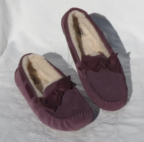 Zapatillas UGG US para mujer 10 UK 8 EU 41 mocasín de gamuza mocasín Dakota de cuero púrpura Foto 2 de 4