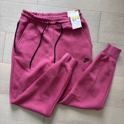 New With Tags Women s NIKE TECH FLEECE MID RISE JOGGERS SIZE S Mauve