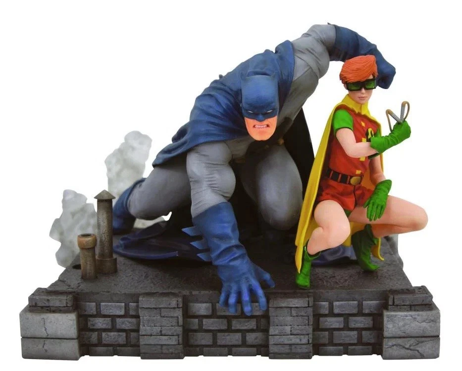 Estatua de lujo Diamond DC Comics Gallery Dark Knight Returns - Batman y Robin Foto 3 de 3