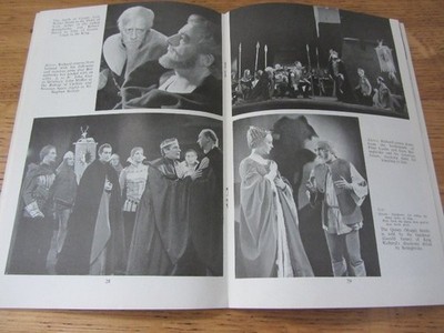 MAGGIE SMITH JOHN STRIDE, JEREMY KEMP in RICHARD II 1960 BARRY HUMPHRIES
