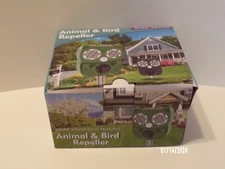 Solar Powered Ultrasonic Animal & Bird Repeller