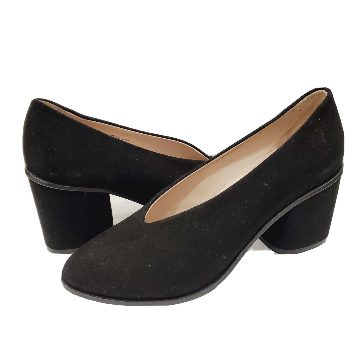 Gianvito Rossi Piper 85 Black Suede Pumps - Kate Middleton Shoes - Kate's  Closet