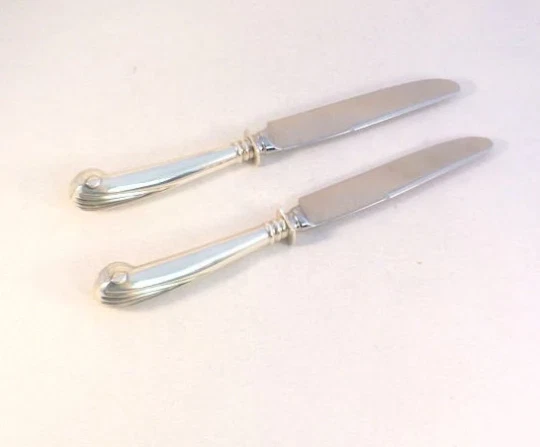 Par de cuchillos Onslow by Tuttle Sterling - 8 5/8" - marca de fecha GWB Foto 2 de 4