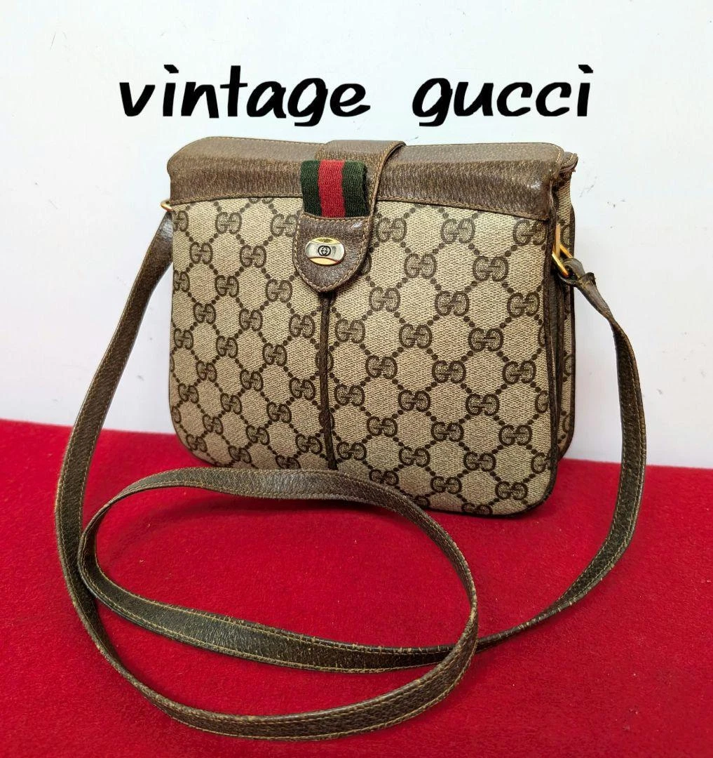 Élégant sac à bandoulière GUCCI pochette ligne sherry rare à trouver !