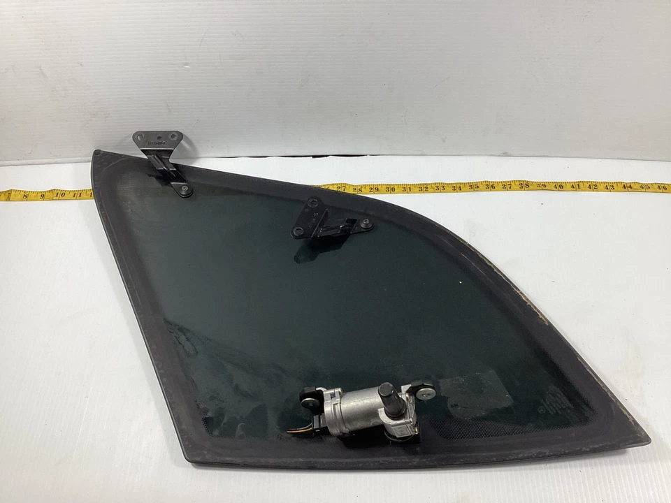 1998-2005 Mercedes-Benz ML320 ML55 Rear Left Driver Quarter Glass 1636700350 OEM - Image 4 of 4