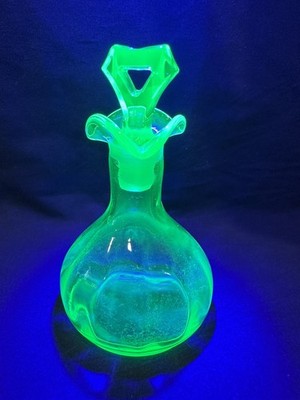 Vintage Uranium Vaseline Glass Decanter with Stopper 