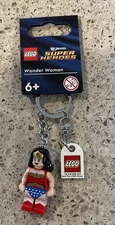 LEGO DC Universe Super Heroes Keychain Wonder Woman Brand New with Tag 853433