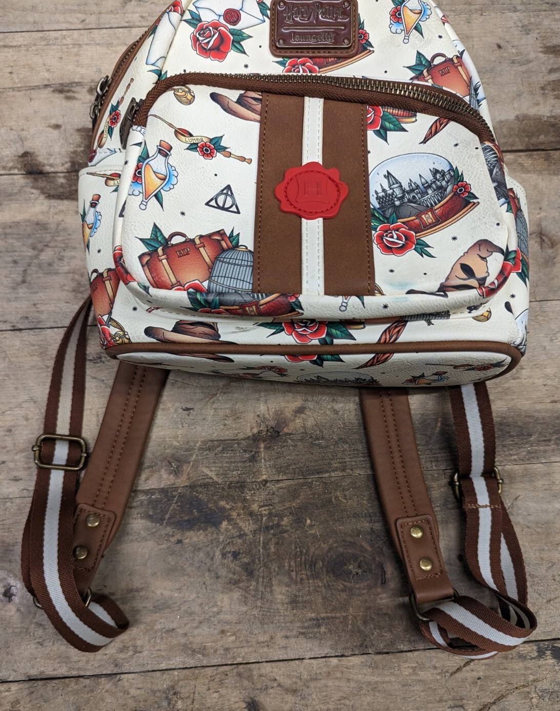 Loungefly Harry Potter Hogwarts mini backpack bag fau… Gem