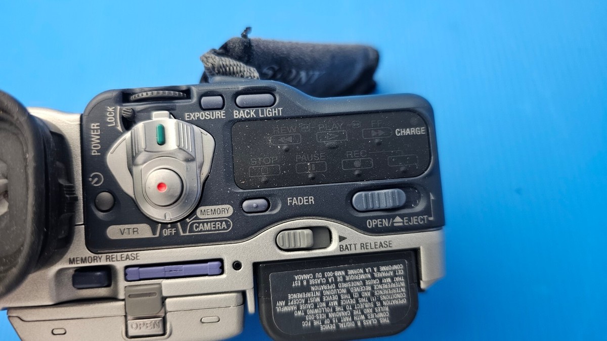 SONY miniDV HANDYCAM DCR-PC100 ⑥ s-l400.jpg