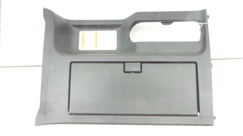 Portavasos Suzuki Grand Vitara MK3 JB SZ5 2005-2014 2,4 gris gasolina Foto 2 de 4