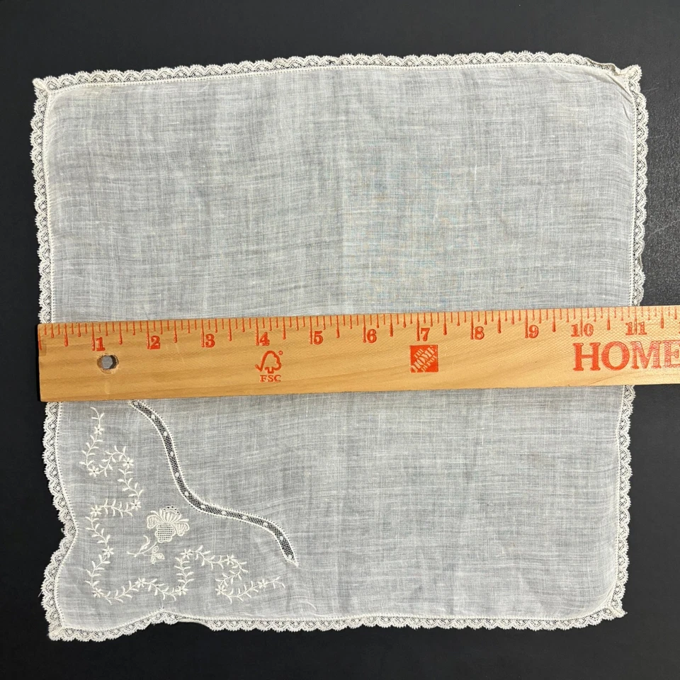 Pañuelo de boda vintage bordado de novia Cottagecore delicado femenino Foto 2 de 4