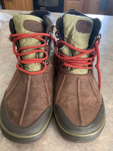 Keen Elsa II Size 8.5 Womens Insulated 