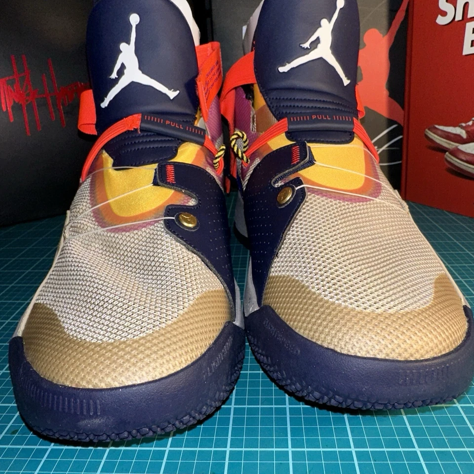 Jordan 33 Visible Utility 银色 — 第 4/4 张图片