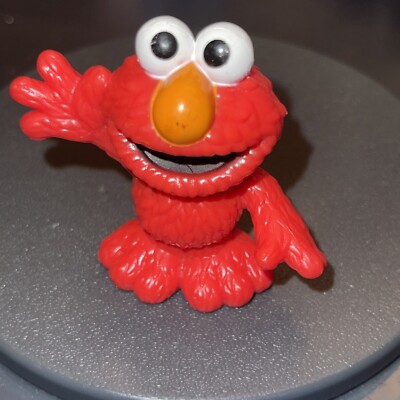 2010 Sesame Street Workshop Elmo Playset Figure Hasbro