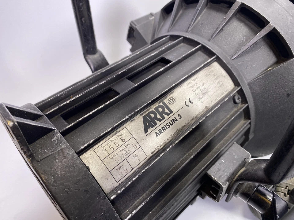 Arrisun 5 - 575w HMI with electronic ballast and header cable - Image 4 of 4