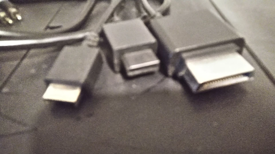 Universal AV/S-Video Component Cable for the XBox 360/PS3/Wii - Image 2 of 4