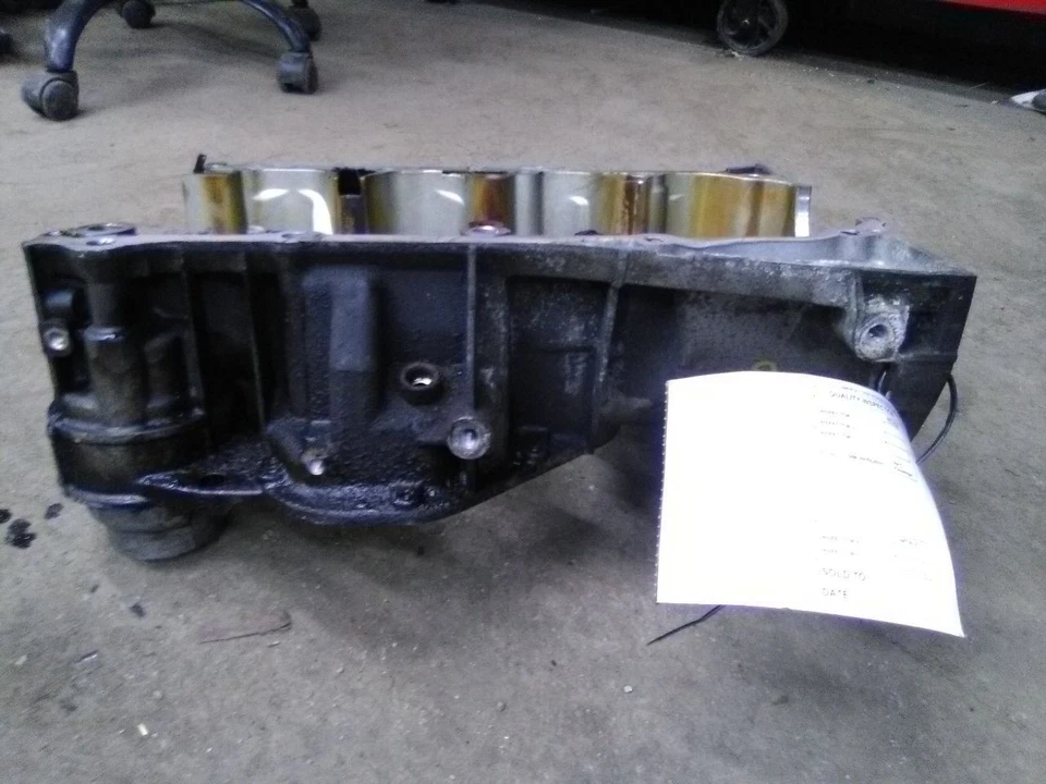 14 Toyota Venza Upper  Oil Pan 2.7 Liter VIN A 5th Digit - Image 3 of 4