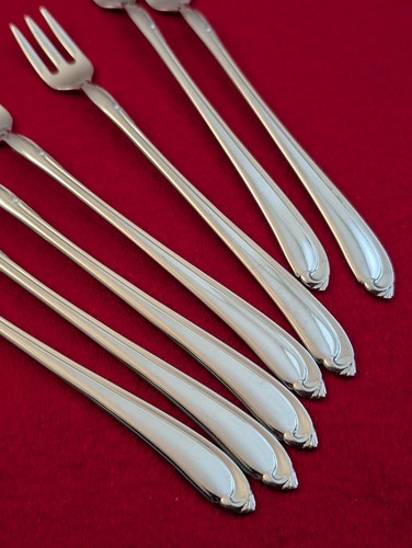 Set Of 7 Cocktail Forks Oneidacraft Deluxe SHASTA Stainless Silverware - Picture 4 of 6