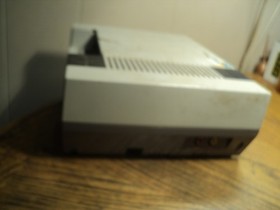 Nintendo NES Console No. NES-001  Parts /Repair   Powers Up   Untested