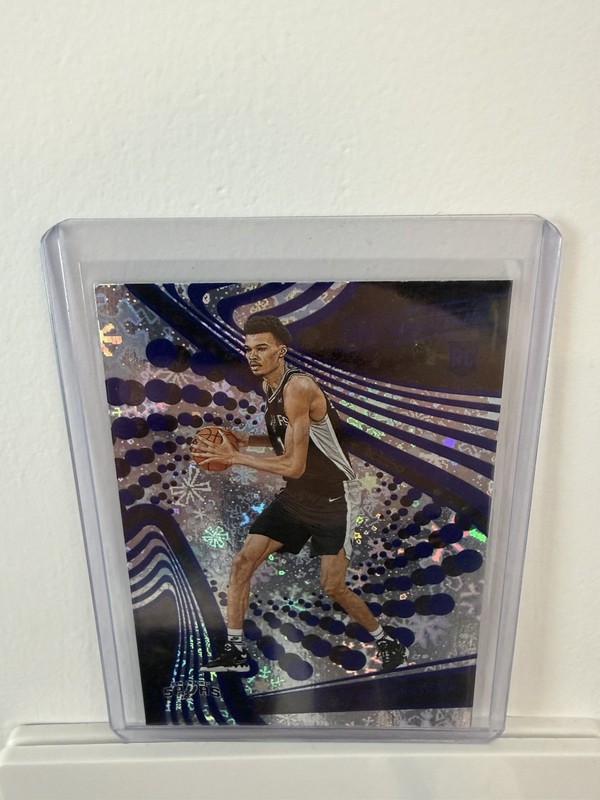 2023-24 Panini Revolution - Rookies Victor Wembanyama #104 Winter (RC)