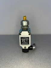 Honeywell 1LS3 10A 600VAC 3/4hp Precision Limit Switch Micro Switch