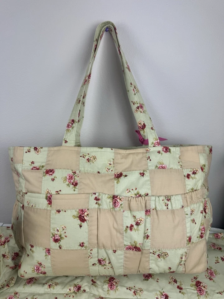 Bolso de bebé floral pastel verde años 90 biberón y cambiador de colección Foto 4 de 4