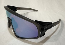 OAKLEY Latch Panel Matte Grey Smoke Shield Sunglasses OO9404-12 Authentic - New