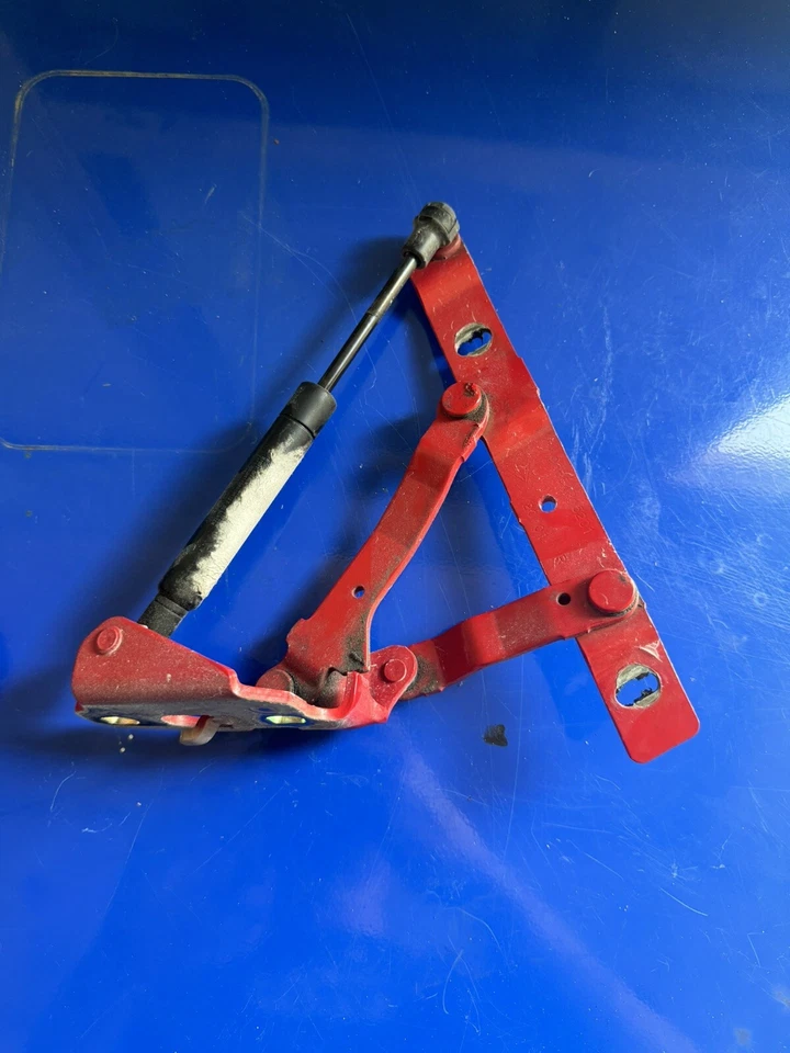 97 99 00 01 02 03 PORSCHE BOXSTER - BISAGRAS TAPA MALETERO 98651215101 ROJO Foto 3 de 4