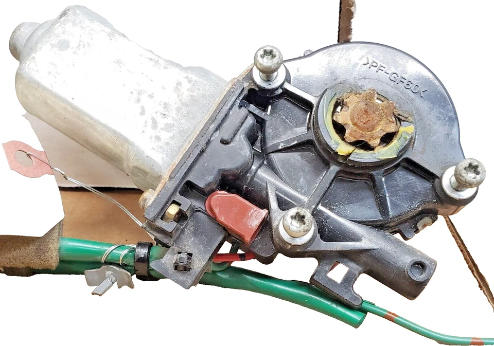 Двигатель стеклоподъемника заднего правого со стороны пассажира 2003–2006 Infiniti G35 82730-AL500 - Изображение 3 из 4