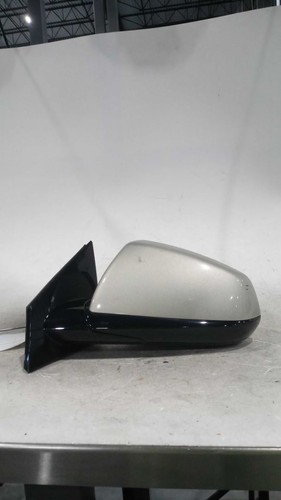 Used 2014 Cadillac SRX Driver Side Power Folding Mirror OEM Silver - Picture 2 of 4