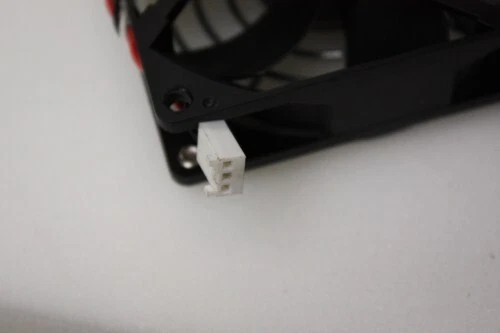 AVC 3Pin Case Fan 90mm x 25mm DS09225S12H-009 - Image 2 of 2