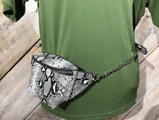 Rue21 Fanny-pack w/ chain belt faux snake skin         K1